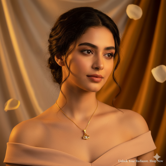24K Gold Plated Fan Necklace – قلادة مروحة مطلية بالذهب عيار 24 قيراطًا - قلادة أنيقة للنساء